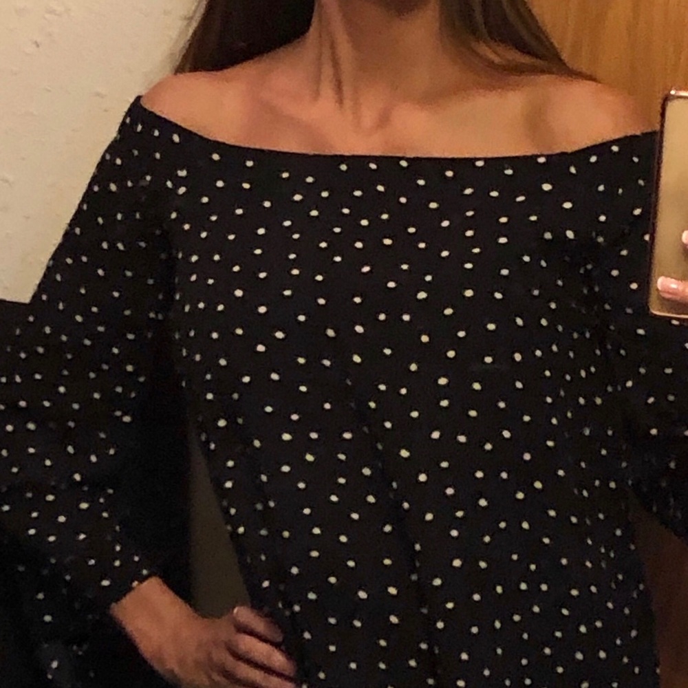 Mine long sleeve off the shoulders top. EUC